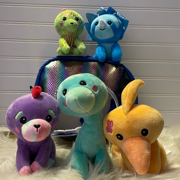 Pomkinz Dinosaur ๐ฆ ๐ฆ Pet Pals Set of 5 Stuffed Animals Rainbow Bag. - Picture 4 of 16